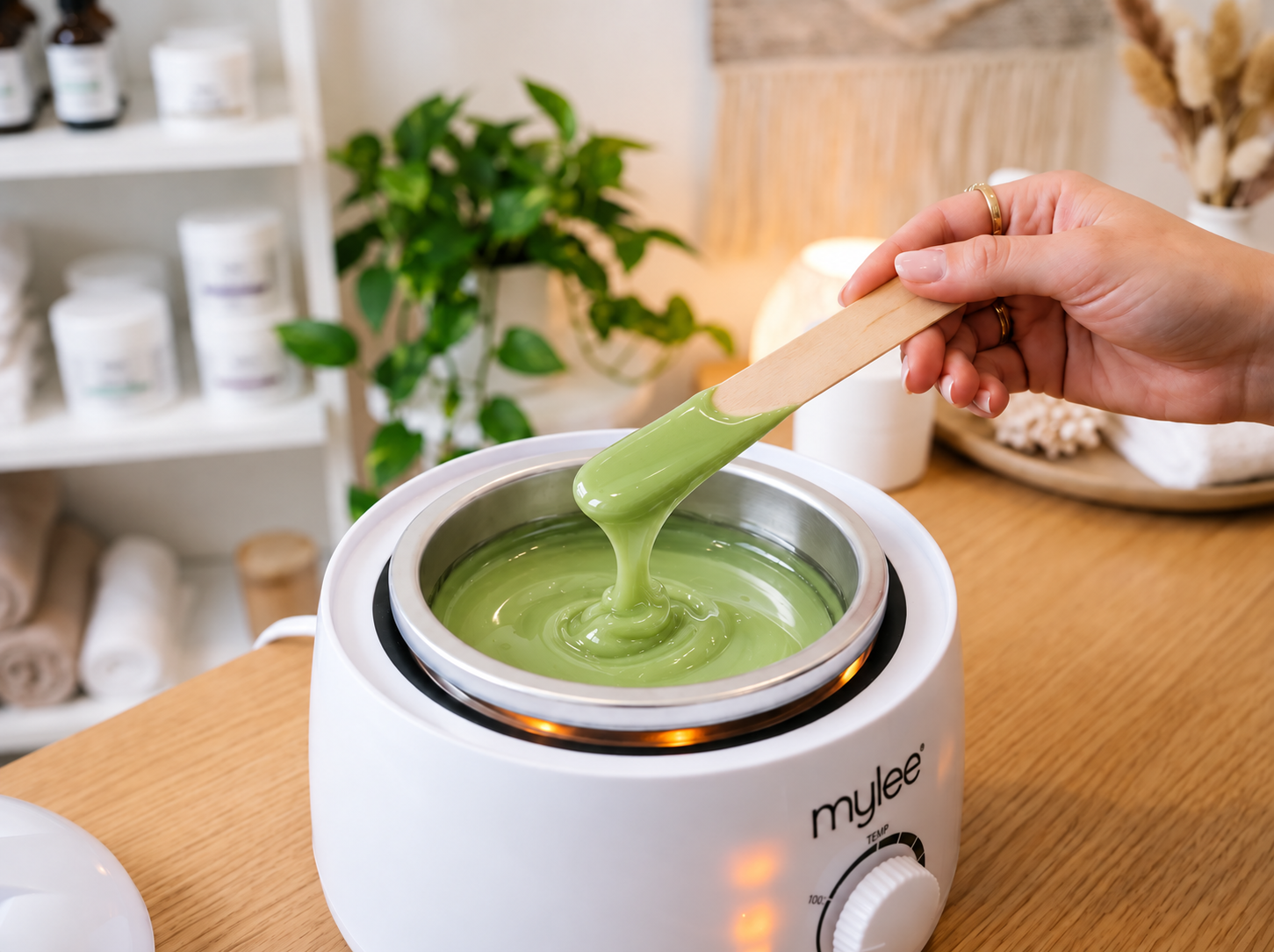 Sweet Glow Professional Aloe Vera Hydro Soluble Wax (800 Grams) | Arms, Legs & Full Body Hair Removal | Tan, Dark Spot & Sun Burn Removal | All Skin Types | Men & Women — step 1